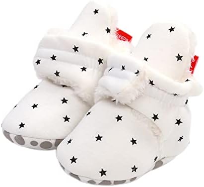 Унисекс новороденче бебешки чизми за бебиња девојчиња со меки стапала за новороденче зимско топло руно пријатни чорапи чевли