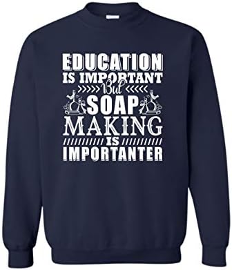 Изработката на сапун е важна кошула со долг ракав, сапун правејќи дизајн на џемпери