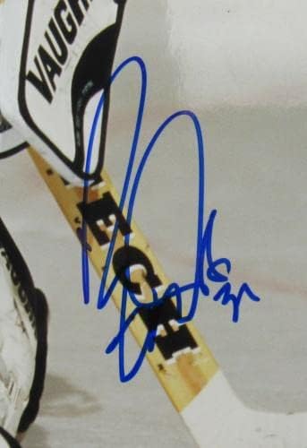 Рон Тугнут потпиша автоматски автограм 8x10 Фото I - Автограмирани фотографии од NHL