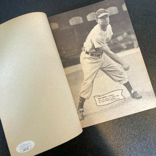 Фил Ризуто потпиша автограмирана гроздобер 1951 година бејзбол книга со JSA COA - MLB автограмираше разни предмети