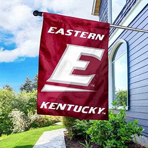Знаме на куќата на универзитетот во Источен Кентаки со сет на пол -знаме