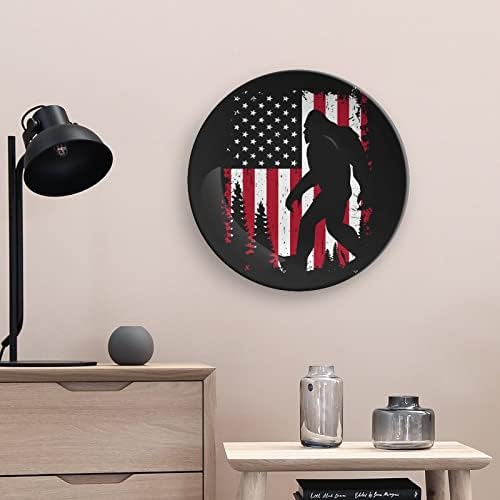 Декоративна плоча на Bigfoot и американско знаме тркалезна керамичка чинија коска Кина плоча со приказ за свадбениот декор на забавата