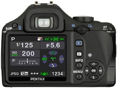 Pentax K-x 12.4 MP Дигитален SLR со 2.7-инчен LCD и 18-55mm f/3.5-5.6 AL и 55-300mm f/4-5, 8 Ed Леќи