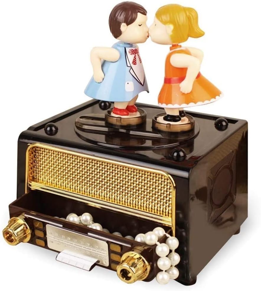 Гроздобер радио музичка кутија со loversубители на танцување и бакнување ветер на музичка кутија за складирање за Божиќен роденден