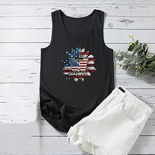 Lutенски летен резервоар е на врвот на патриотските маици на американско знаме на 4 -ти јули starsвезди и ленти без ракави, лабави врвови