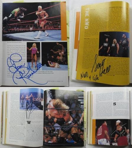 Триш Стратус Крис Беноа Еџ +77 Потпишан WWE/WWF Годишник JSA XX72351-Автограм Борење Картички