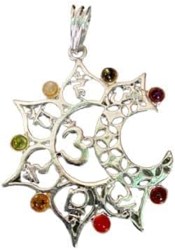 Хиџет Гуржозен метал Седум Чакра Пендант Чакра Балансирајќи камен накит за унисекс, мажи или жени