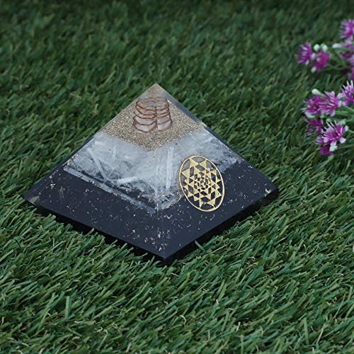 Заикус црна турмалин и селенит пирамида со симбол Јантра - исцелителна кристална оргонска пирамида - природен скапоцен камен - Фенг