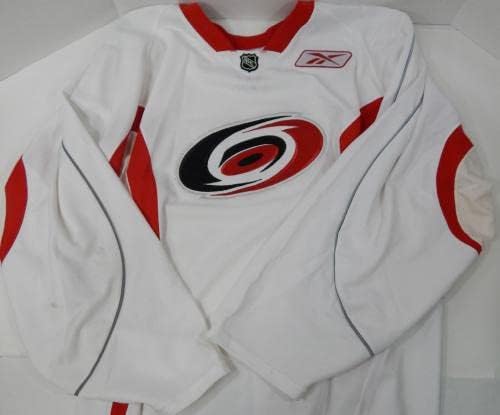 Каролина урагани празно игра издадена бела практика Jerseyерси 58 DP24922 - Игра користена дресови во NHL