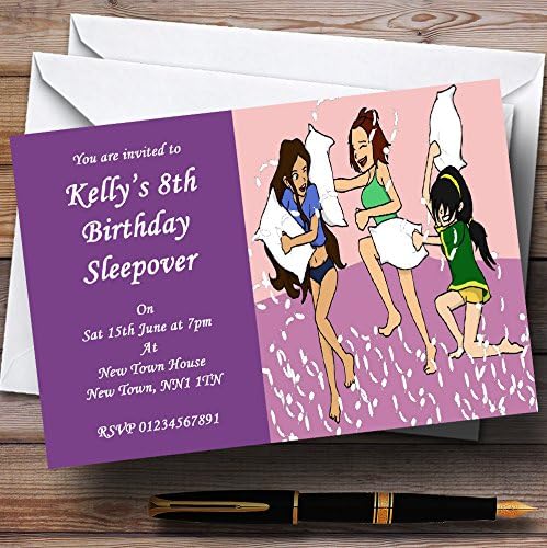 Девојки пижами за спиење во прибирање персонализирани покани за забава