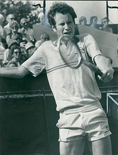Гроздобер фотографија на Johnон Мекенро, американски поранешен тенисер