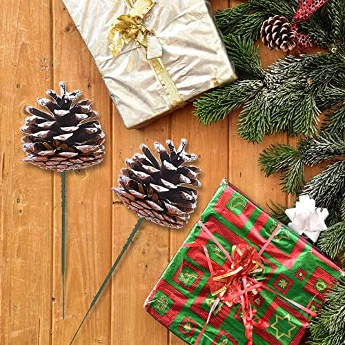 Божиќни природни конуси на бор Снег се избори за пинекони за украсување на венец за новогодишни украси за домашен одмор