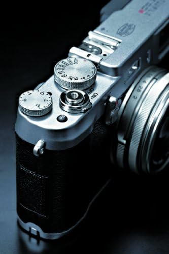 Фуџифилм X100S 16 MP дигитална камера со 2,8-инчен LCD