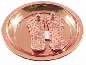 Balajicreation 7cm Navratri, Diwali Golden Laxmi Charan Paduka со плоча