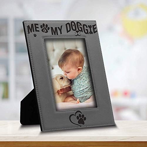 Бела Буста - јас и моето кучиња - кучиња и бебешки слики со рамка за слика, врежана со рамка