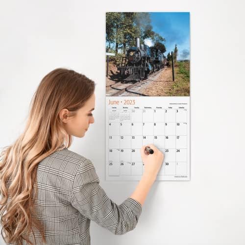 Црвен Ембер Американски железнички пруги 2023 Месечен календар на wallидови | 12 x 24 отворено | Дебела и цврста хартија | Подарок | Сите на