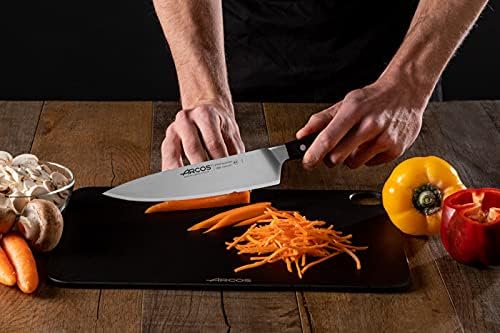 Аркос фалсификувал нож од готвач од 8 инчи не'рѓосувачки челик. Професионален кујнски нож за готвење. Ергономска полиоксиметиленска рачка и сечилото од 210мм. Серија