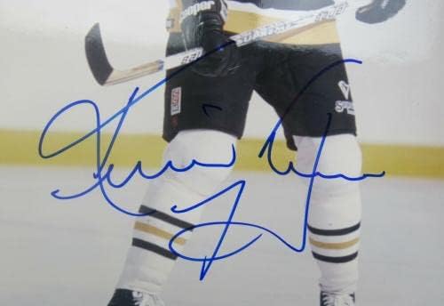 Кевин Хечер потпиша автоматски автограм 8x10 Photo III - Автограмирани фотографии од NHL
