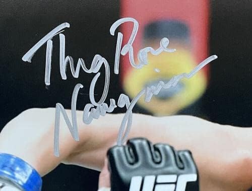 Thug Rose Namajunas потпиша Punch 11x14 Photo PSA - Автограмирани фотографии од UFC
