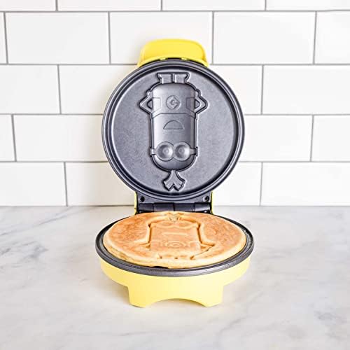 Необични брендови минијатури Кевин Вафл Производител - Иконски минион на вафли - железо од вафли